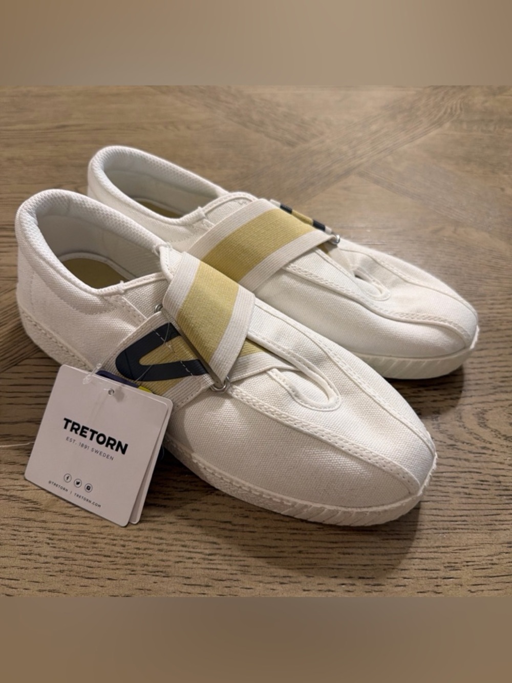 Women’s Tretorn Nylite Elite Sz 8.5